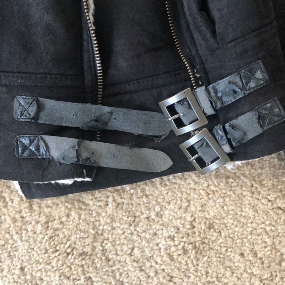 Trendy Crop Jacket - Picture 4 of 4